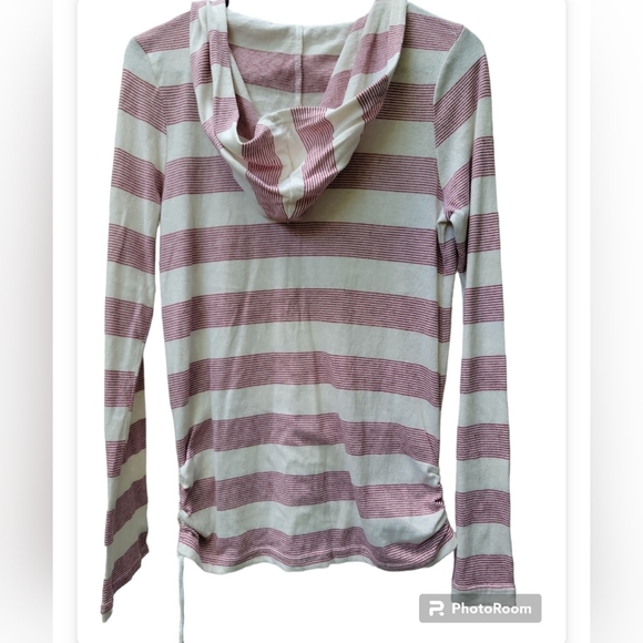 Roxy Long Sleeve Hooded Vneck Striped Shirt Medium - Picture 2 of 5